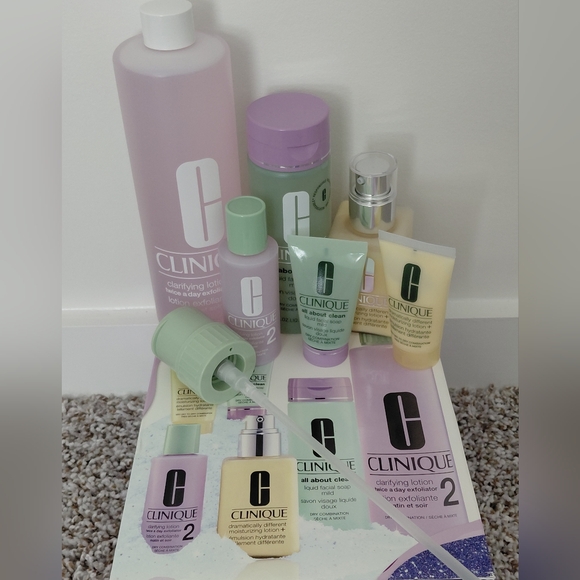 Clinique Clarifying and Cleansing Set - Lavender, Mint, Lemon - Picture 2 of 2